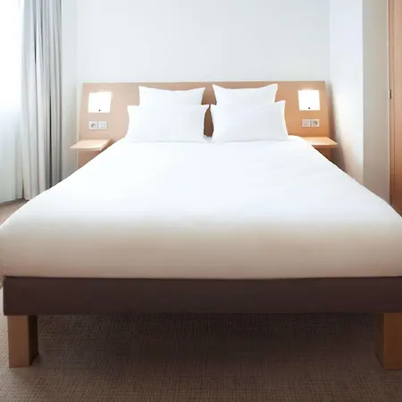 Novotel Am Messezentrum 4*