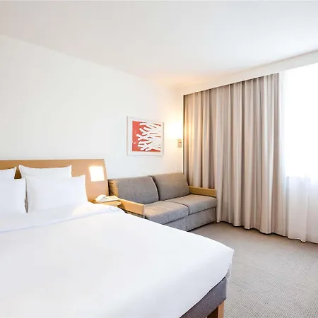 Novotel Am Messezentrum 4*