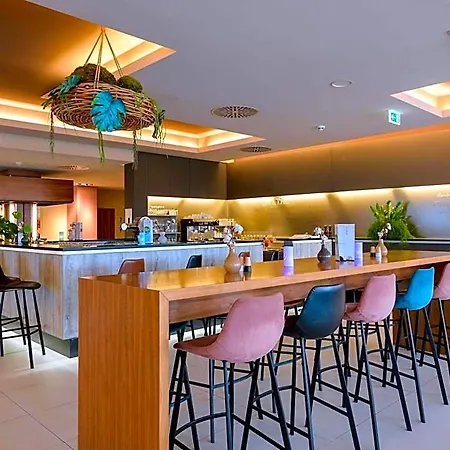 Novotel Am Messezentrum נירנברג